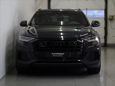 Audi Q8 3,0 50TDi S-Line 23" B&O ČR 210 kW automat modrá