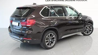 BMW X5 xDrive30d 190 kW automat sparkling-brown metallic