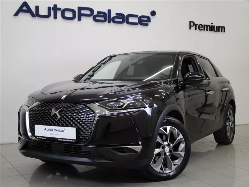 DS Automobiles DS3 Crossback 0,1 50kWh Grand Chic KAMERA ČR 100 kW automat černá