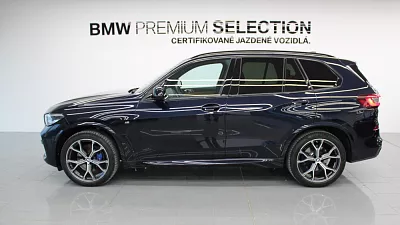 BMW X5 xDrive30d 210 kW automat Carbon Black