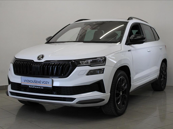 Škoda Karoq 2,0 TSi 140kW 4x4 SportLine 140 kW automat bílá