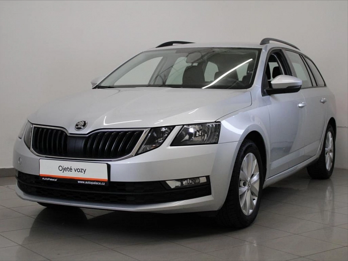 Škoda Octavia 1,5 TSi 110kW DSG 1.maj.ČR 110 kW automat šedá