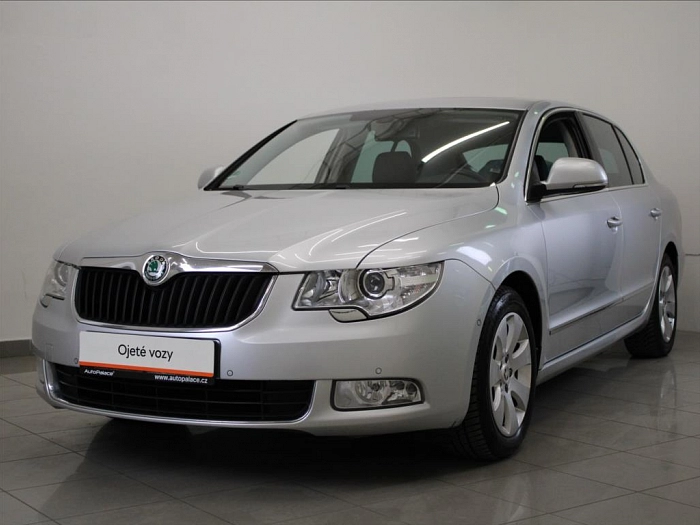 Škoda Superb 2,0 TDi 125kW DSG Eleg.WEBASTO 125 kW automat šedá