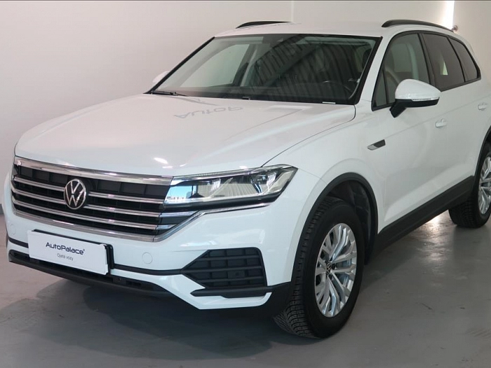 Volkswagen Touareg 3,0 TDI 170kW Tiptronic 170 kW automat bílá