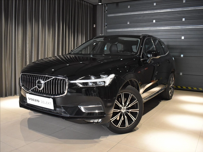 Volvo XC60 2,0 T6 AWD INS Pano,Polestar 228 kW automat černá